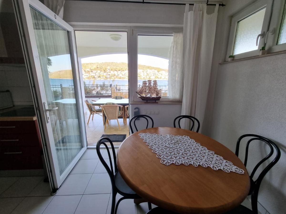 Villa Jana Apartments Trogir Buitenkant foto